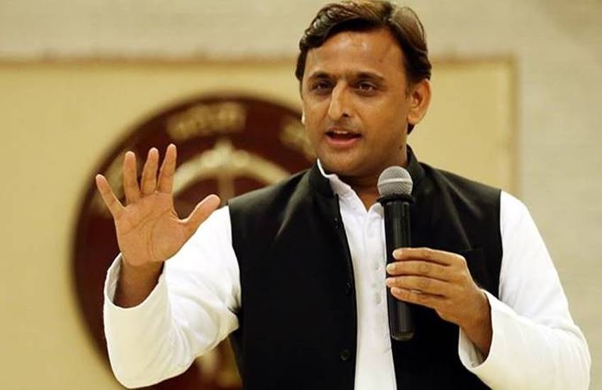 AKhilesh Yadav, AKhilesh Yadav says, AKhilesh Yadav blames, Pakora, Pakora shop, SP Office, Outside Side of SP Office, Shop of Pakora, yogi government, Pakora shop in SP Office, State news