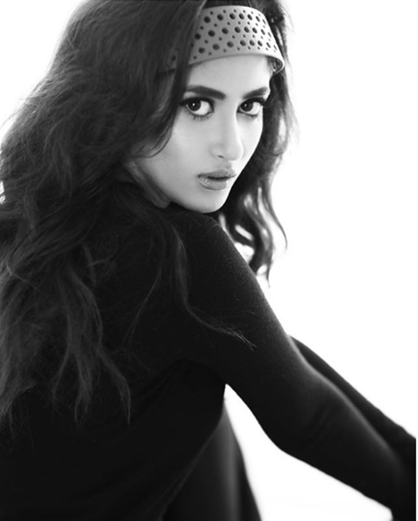 Sajal Ali, Mom Child Actress, Sridevi, Bollywood Youngsters, Sajal Ali Photos, Sajal Ali Pictures, Sajal Ali Hot pics, Sajal Ali New Movie, Sajal Ali Bollywood Movies