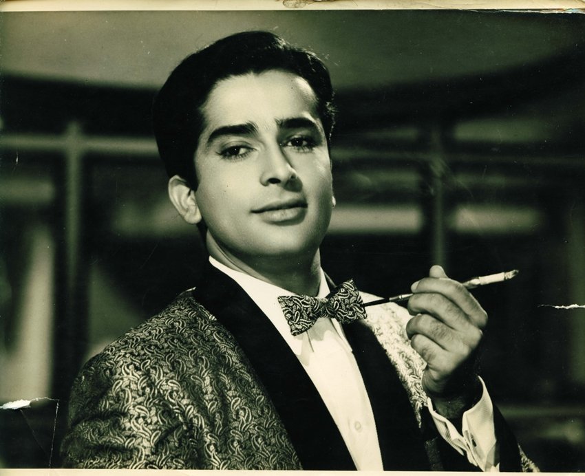 Shashi Kapoor, Shashi Kapoor Death, Shashi Kapoor Age, Shashi Kapoor News, Shashi Kapoor Death News, Shashi Kapoor age, Shashi Kapoor Passes away, Shashi Kapoor News in Hindi