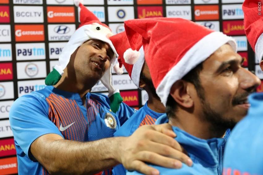 Merry Christmas, Merry Christmas 2017, Happy Christmas, Happy Christmas Day, Happy Christmas Day 2017, Happy Christmas 2017, Christmas, Christmas 2017, Christmas Day, Christmas Day 2017, Merry Christmas Day, Indian Cricket Team, Hardik Pandya, MS Dhoni, KL Rahul, Yuzvendra Chahal, Mohammed Siraz, Manish Pandey, Jasprit Bumrah, Cricket Photos, India vs Sri lanka, ind vs sl
