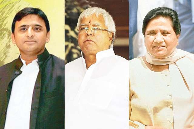 राजपाटः गुजरात में सपा और बसपा हैं बिन बुलाए मेहमान तो लालू दिखा रहे ठेठ बिहारी वाला अंदाज