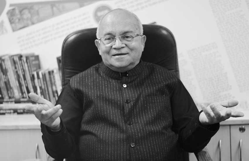 बारादरी की बैठक में वेद प्रताप वैदिक 
 (सभी फोटोे: आरुष चोपड़ा)

