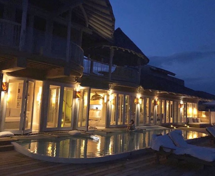 Sagarika Ghatge, Zaheer Khan, Zaheer Khan Honeymoon Pics, Sagarika Ghatge Honeymoon Pics, Sagarika Ghatge Honeymoon Pictures, Zaheer Khan Honeymoon Pictures, Zaheer Khan and Sagarika Ghatge, Sagarika Ghatge Latest Pictures, Zaheer Khan Latest Pictures, Bollywood News Stories