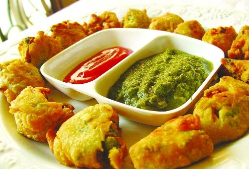 गोभी के पकौड़े।