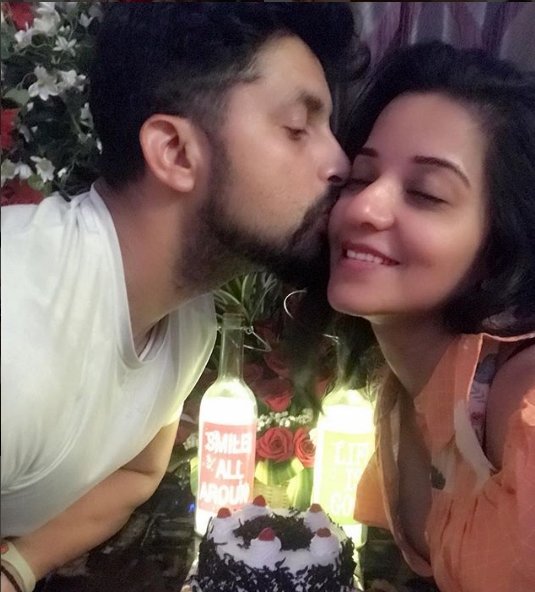 Bigg Boss, Mona Lisa, Nimki Mukhiya, Aa re pritam pyaare, monalisa love life, monalisa husband, monalisa latest photos, monalisa hot pics, monalisa gallery, monalisa marriage