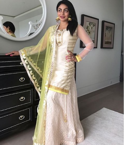 neeru bajwa in phoonk , neeru bajwa hindi Movies, neeru bajwa hot photos, neeru bajwa punjabi films, neeru bajwa movies, neeru bajwa photos, neeru bajwa latest photos, neeru bajwa boyfriend, neeru bajwa marriage, neeru bajwa bollywood Movies