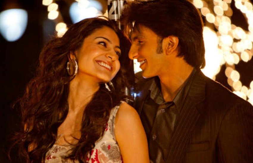 bollywood couples, bollywood ex couples, bollywood couples who brokeup, koffee with karan, bollywood, bollywood couples, bollywood celebs, bollywood celebrity couples, bollywood on koffee with karan, celes on koffee with karan that have broken up, ex couples on koffee with karan, Kareena Kapoor, Shahid Kapoor, Bipasha Basu, John Abraham, Sussanne Khan, Hrithik Roshan, Anushka Sharma, Ranveer Singh, virat kohli, meera rajput, Priyanka Chopra, Aditya Roy Kapoor, Shraddha Kapoor, entertainment, jansatt