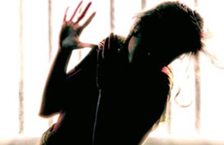 child sex abuse prevantion, child sex abuse in hindi, sex abuse, physical abuse definition, physical abuse tips, how to keep safe from sexual abuse, child sex abuse, how to stop child sex abuse, health news in hindi, lifestyle news in hindi, jansatta child sex abuse prevantion, child sex abuse in hindi, sex abuse, physical abuse definition, physical abuse tips, how to keep safe from sexual abuse, child sex abuse, how to stop child sex abuse, health news in hindi, lifestyle news in hindi, jansatta