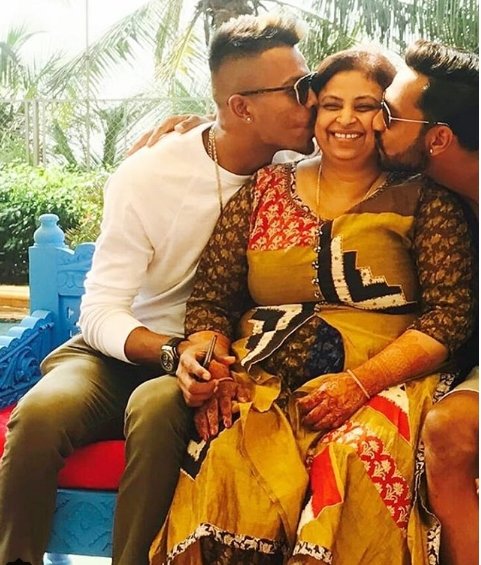 hardik pandya wedding, krunal pandya wedding, hardik pandya dance, krunal pandya dance, krunal pandya wedding photo, hardik pandya photos, hardik pandya videos, krunal pandya videos, cricket news, sachin tendulkar, amitabh bachchan, rohit sharma
