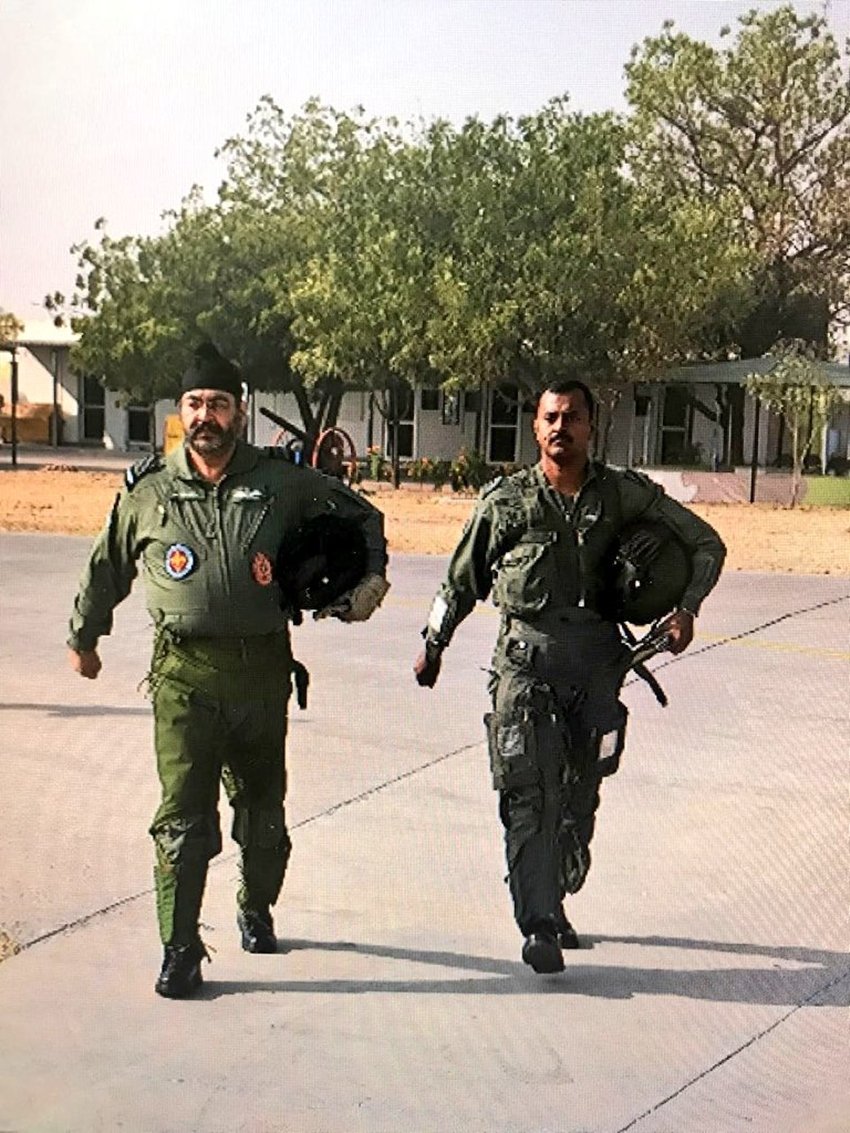 mig-21 aircraft, air chief, hawkeyes, b s dhanoa, mig-21 aircraft, 108 squadron,hawkeyes sortie, air chief, air chief bs dhanoa, mig-21 fighter, mig-21 fighter fighter aircraft, bs dhanoa air chief, latest news, mig 27, MiG-27 ML Bahadur over Hasimara Air Force base ,