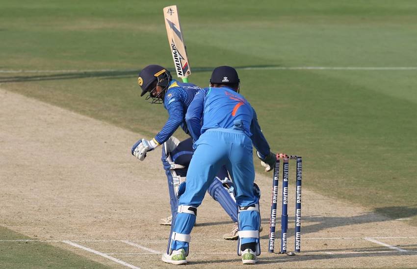 dhoni stumping dhoni stumping
