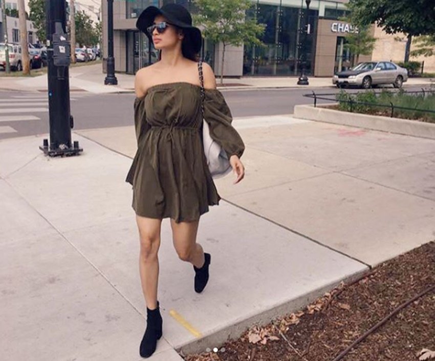 mouni roy, actress mouni roy,mouni roy fitness goal, mouni roy fitness, mouni roy fitnees SECRET, SECRET behind mouni roy PERFECT hourglass FIGURE, tv actress mouni roy, bollywood actress mouni roy, Akshay kumar, actor Akshay kumar, bollywood actor Akshay kumar, akshay kumar, mouni roy, mouni roy, mouni roy pics, television, entertainment, jansatta