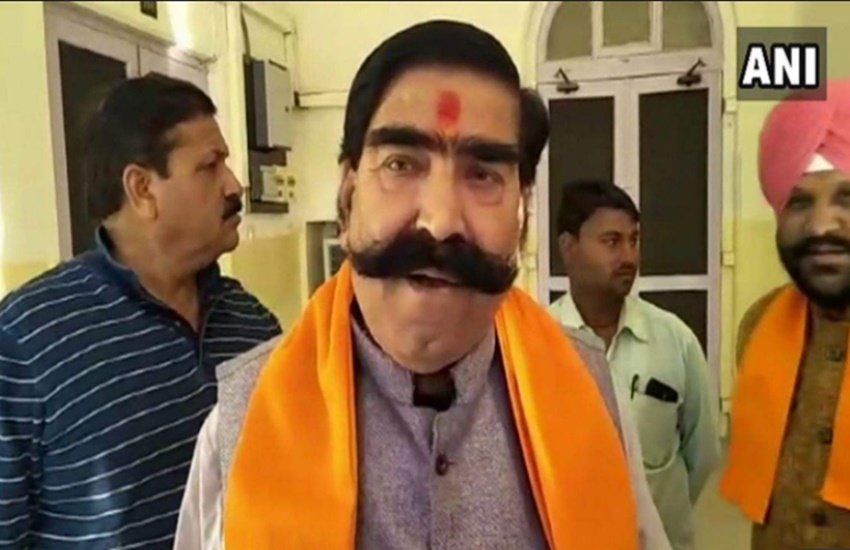 बीजेपी विधायक ज्ञान देव अहूजा।