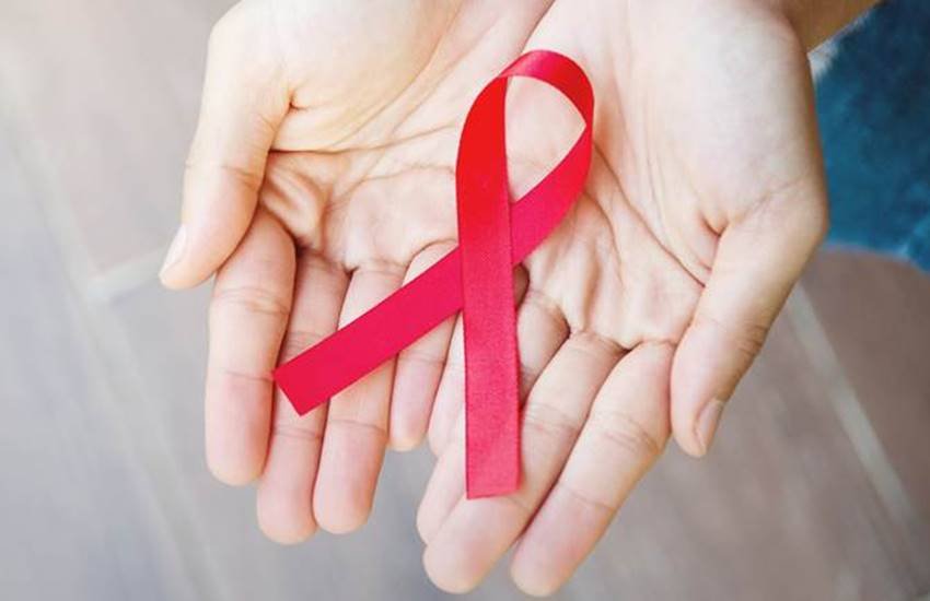 myths, myths abou hiv aids, facts about hiv, hiv facts, aids facts, how hiv infection occur, world aids day, questions asked about aids, world aids day 2017, aids day 2017, what is aids, how does aids spread, when is world aids day, hiv aids, what is hiv, aids day theme 2017, acquired immunodeficiency syndrome, human immunodeficiency virus facts, aids question in hindi, aids causes, aids causes in hindi, aids symptoms in hindi, health news in hindi, jansatta
