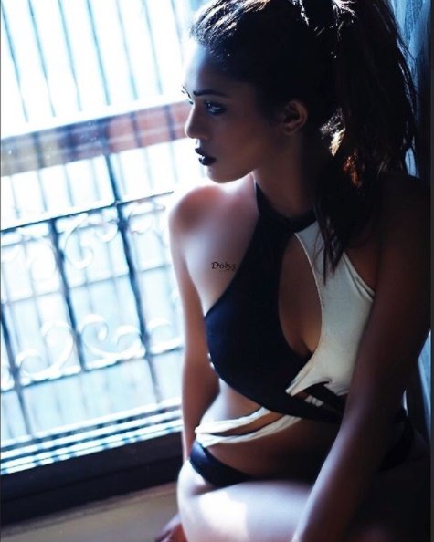 Splitsvilla 10, Hritu Zee, model Hritu Zee, Hritu Zee hot photos, Hritu Zee photoshoot, Hritu Zee photos, Hritu Zee Splitsvilla 10 contestant, Priyank Sharma, MTV Splitsvilla 10, Akash Choudhry, Mr. India Akash Choudhry, Divya Aggarwal, entertainmet, television, jansatta