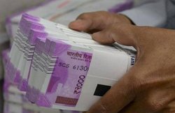 अमीर बनना चाहते हैं तो बड़े काम की हैं ये पांच बातें, जरूर करेंगी आपकी मदद