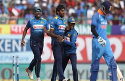 Ind vs SL 2nd ODI: मोहाली में भी नहीं जीती टीम इंडिया तो फिर जाएगा विराट की मेहनत पर पानी, बन जाएंगे ये रिकॉर्ड
