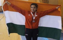 पासपोर्ट के लिए सुषमा स्‍वराज ने लिया था मेडल का वादा, झलक ने फाइनल में एंट्री से सिल्‍वर किया पक्‍का