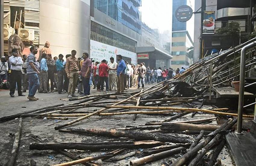 kamala mills, kamala mills fire, mumbai fire, fire in kamala mills, fire at kamala mills, mumbai kamala mills, kamala mills building fire, kamala mills fire news,