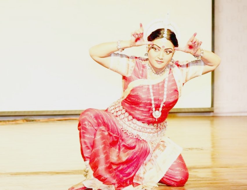 ओडिसी नृत्यांगना कविता द्विवेदी 