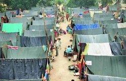 मुजफ्फरनगर दंगे: केस वापस लेंगे मुसलमान और जाट, मुलायम ने घर बुलाकर समझाया तब माने