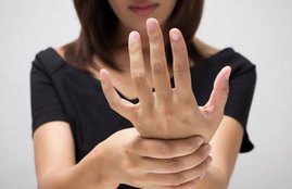numb hands and feet, numb hands in the morning, numb hands in the morning in winters, numb hands home remedy, numb hands home remedy in hindi, numb hands and fingers, numb hands and feet during winter, how to cure numb hands and feet during winter, health tips in hindi, health news in hindi, jansatta