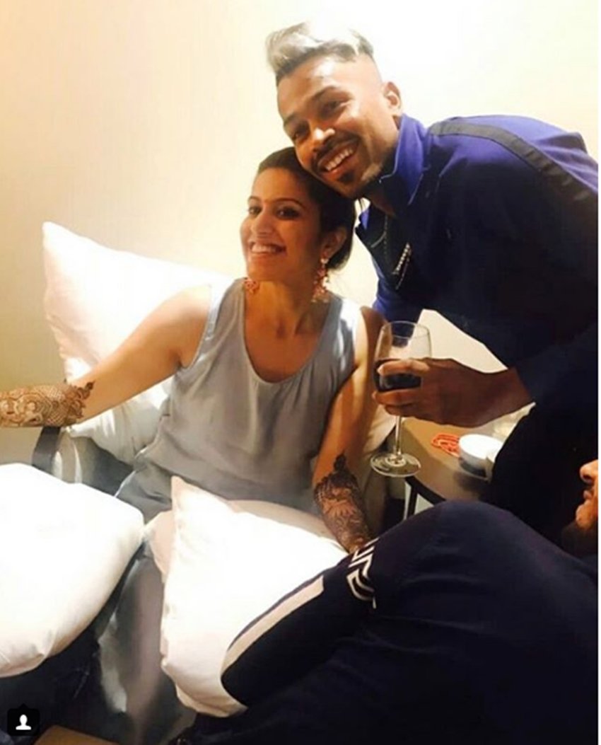 hardik pandya wedding, krunal pandya wedding, hardik pandya dance, krunal pandya dance, krunal pandya wedding photo, hardik pandya photos, hardik pandya videos, krunal pandya videos, cricket news, sachin tendulkar, amitabh bachchan, rohit sharma