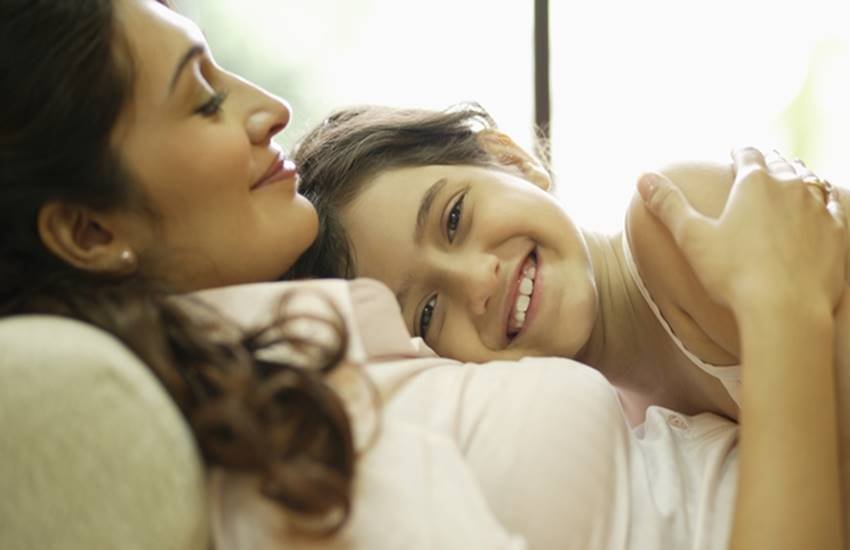 pregnancy, pregnancy news in hindi, pregnancy report, pregnancy research, infertility in women, late pregnancy, late pregnancy complications in hindi, late pregnancy risks, late pregnancy risks infertility in daughters, foetal growth, foetal growth in womb, pregnancy news in hindi, jansatta