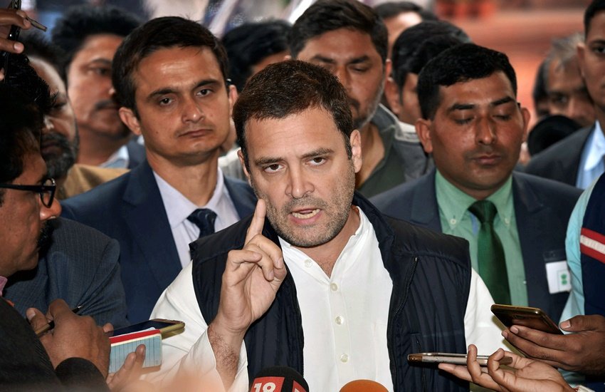 सुप्रीम कोर्ट के जजों द्वारा प्रेस कांफ्रेंस करने के बाद कांग्रेस अध्यक्ष राहुल गांधी ने भी मीडिया को संबोधित किया था। (फोटो सोर्स: पीटीआई, फाइल फोटो)