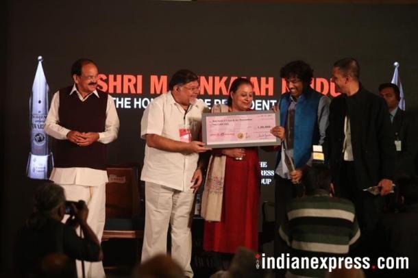 सिर्फ संख्या नहीं, एक-दूसरे के विचारों का सम्मान है लोकतंत्र: वेंकैया नायडू