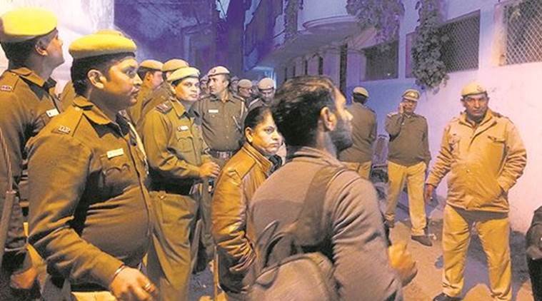 दिल्ली के रोहिणी स्थित एक तथाकथित आध्यात्मिक विश्वविद्यालय में लड़कियों के यौन शोषण का मामले के चलते पुलिस की रेड