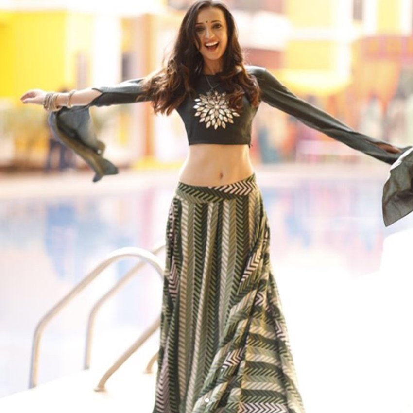 Sanaya Irani, acctress Sanaya Irani, tv actress Sanaya Irani, Sanaya Irani career, Miley Jab Hum Tum, Iss Pyaar Ko Kya Naam Doon?, Chhanchhan, Rangrasiya, Mohit Sehgal, actor Mohit Sehgal, Fanaa, aamir khan movie, Fanaa movie, Zara Nachke Dikha, star plus, Nach Baliye 8, Jhalak Dikhhla Jaa 8, Sanaya Irani life, Sanaya Irani unknown facts, Sanaya Irani interesting facts, Vodka Shots, web show Vodka Shots, Sanaya Irani photos, television, entertainment, jansatta