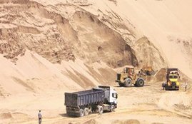 Bhagalpur, sand, stone chips, Bhagalpur administration, Bihar, cm nitish kumar, daily labour, daily wage, Bihar news, Patna news, Bhagalpur news, Hindi news, Latest news, Jansatta