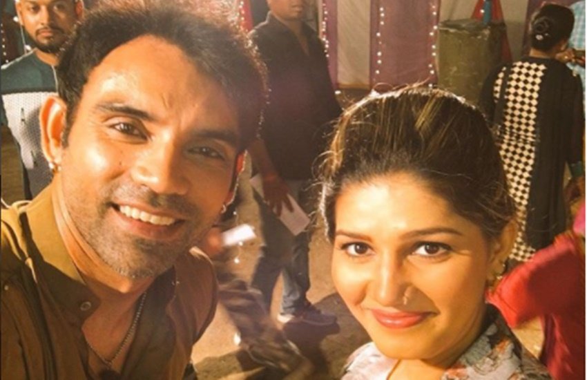 Bigg boss 11, Bigg boss 11 ex-contestant, Bigg boss 11 ex-contestant sapna chaudhary, sapna chaudhary, Dakssh Ajit Singh, laado veerpur ki mardaani, sapna chaudhary laado veerpur ki mardaani, Bigg boss 11 ex-contestant sapna chaudhary, sapna chaudhary photos, sapna chaudhary dancer, colors, television, entertainment, jansatta