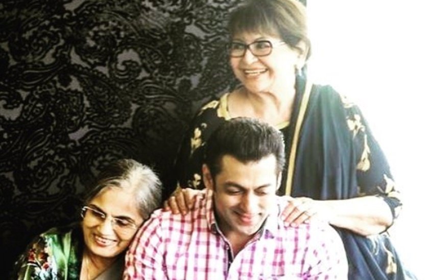 Bollywood Celebrities, Second marriage, step-moms, Salman Khan, Helen, salim khan, Arjun Kapoor, Sridevi, Sunny Deol, Bobby Deol, Hema Malini, Farhan Akhtar and Shabana Azmi, Shahid Kapoor and Supriya Pathak, Prateik Babbar and Nadira Babbar, Pooja Bhatt and Soni Razdaan, Junaid Khan and Kiran Rao, Sara Khan and Kareena Kapoor Khan, bollywood celebs, entertainment, jansatta