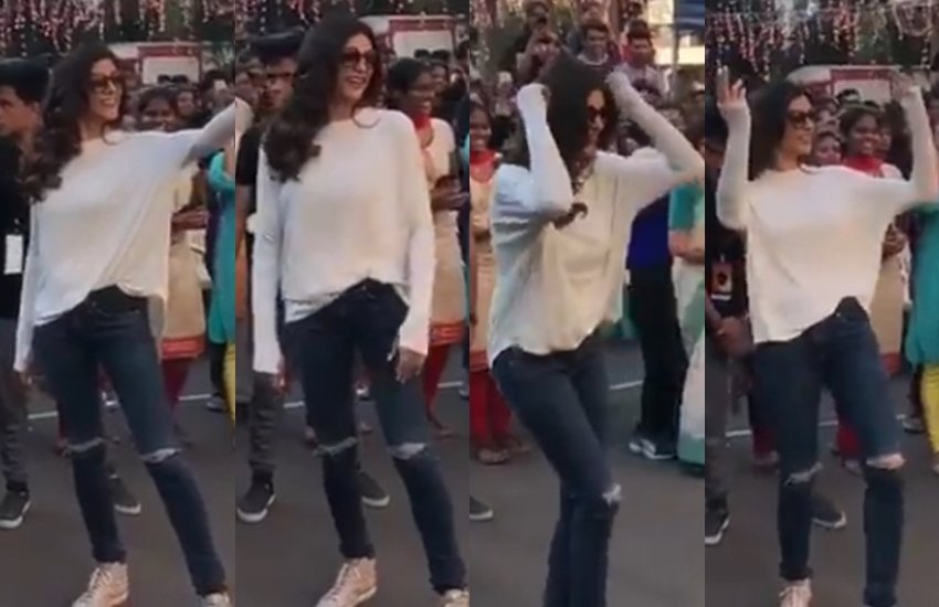 Sushmita Sen, Sushmita Sen dancing, Sushmita Sen along with boys, group from St Andrews College, Sushmita Sen in Andrews College, Mumbai Andrews College, Tum se mil ke from Main Hoon Na, Sushmita Sen dancing in Andrews College, Sushmita Sen in Main Hoon Na, entertainment news, bollywood news, television news