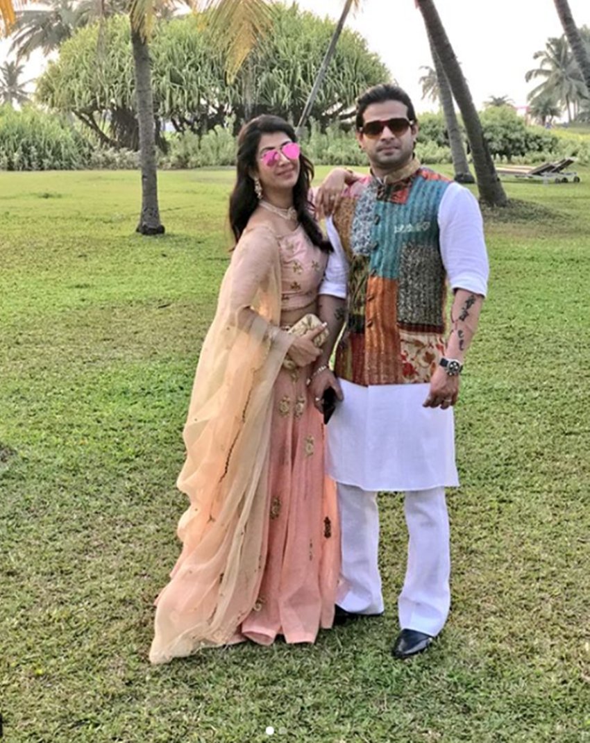 ye hai mohabbatein, TV star Karan Patel, Tv star Ankita Bhargava, ye hai mohabbatein star karan patel, karan patel at sister wedding, HD pictures of karan patel and wife ankita, entertainment news, bollywood news, television news, bollywood news