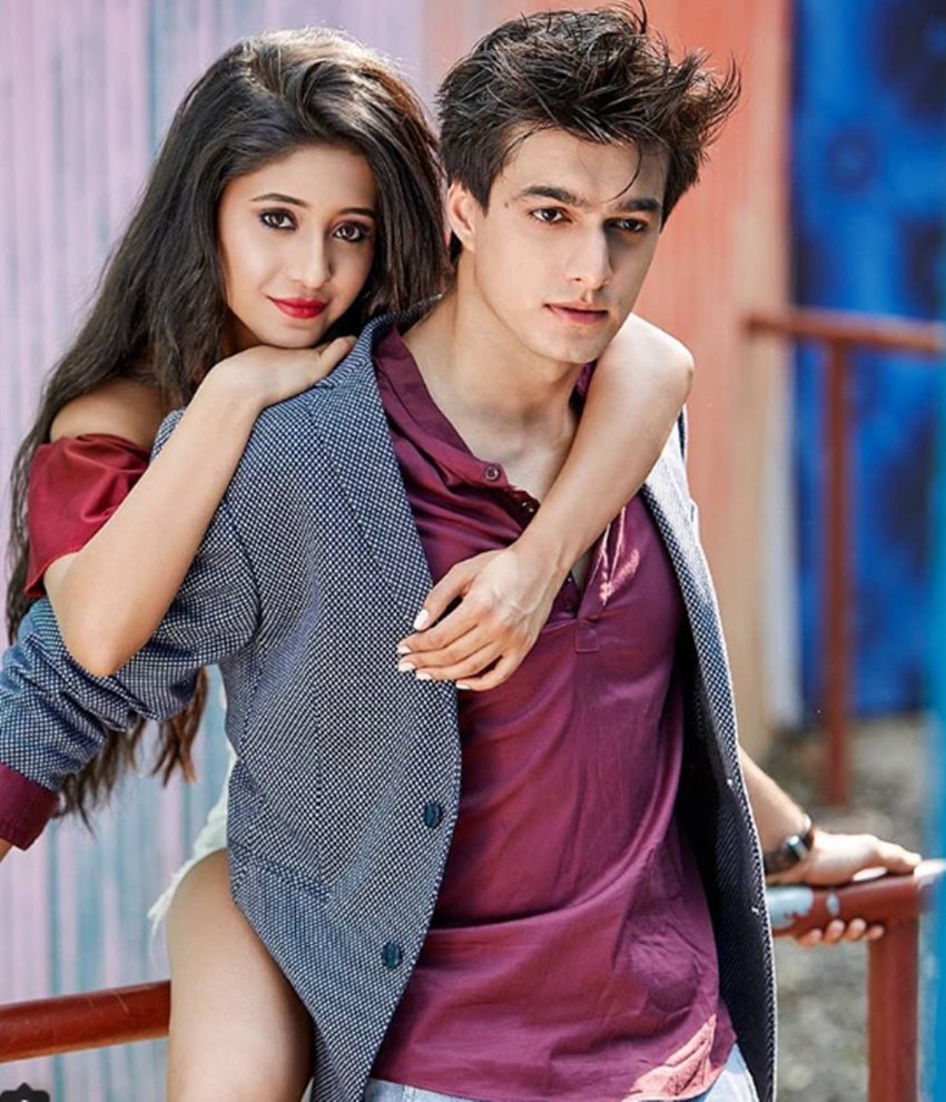 Mohsin Khan, Shivangi Joshi, Amazing chemistry of Yeh Rishta Kya Kahlata Hai TV Star, chemistry between Mohsin Khan and Shivangi Joshi, See sizzling Pictures, HD Photoshoot of Mohsin Khan, HD Photoshoot of Shivangi Joshi, entertainment news, bollywood news, television news