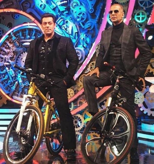 bigg boss 11, bigg boss 11 winner, bigg boss 11 winner name, बिग्ग बॉस ११ विनर, BB11 Winner, BB11 Winner Name, बिग्ग बॉस ११ विनर नाम, बिग्ग बॉस ११, bigg boss 11 winner name announced, bigg boss 11 14th january 2018, bigg boss 11 14th january episode, big boss 11 winner, bigg boss season 11 winner, bigg boss season 11, Shilpa Shinde, Hina Khan, Shilpa Shinde Bigg Boss 11, bigg boss 11 online, voot, bigg boss 11 voot, live bigg boss 11, बिग बॉस सीजन 11 विनर, बिग बॉस 11 विनर, bigg boss 11 finale, bigg boss 11 winner today, bigg boss 11 latest news, winner of bigg boss 11, winner bigg boss 11