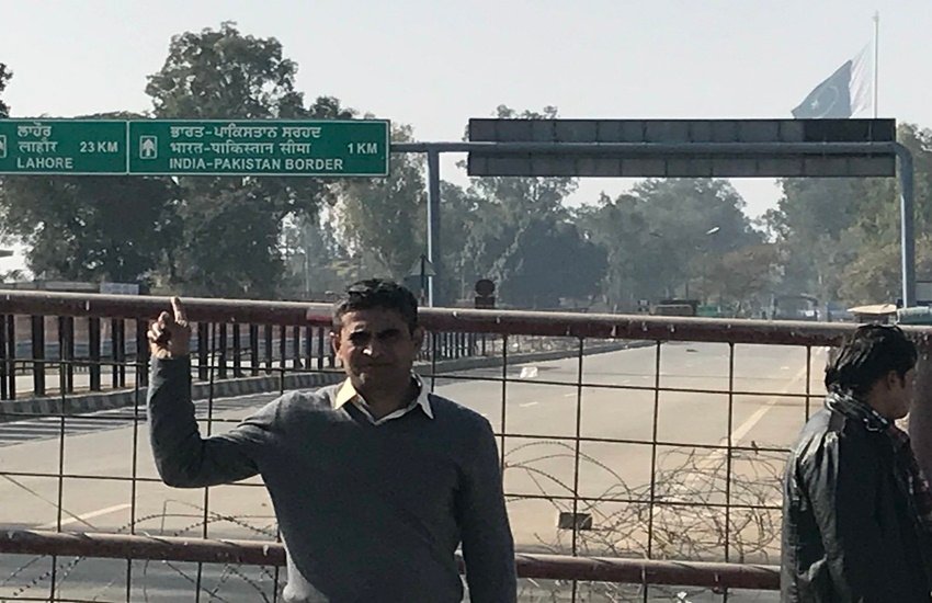 रिफत जावेद ने ये तस्वीर ट्वीट की है।