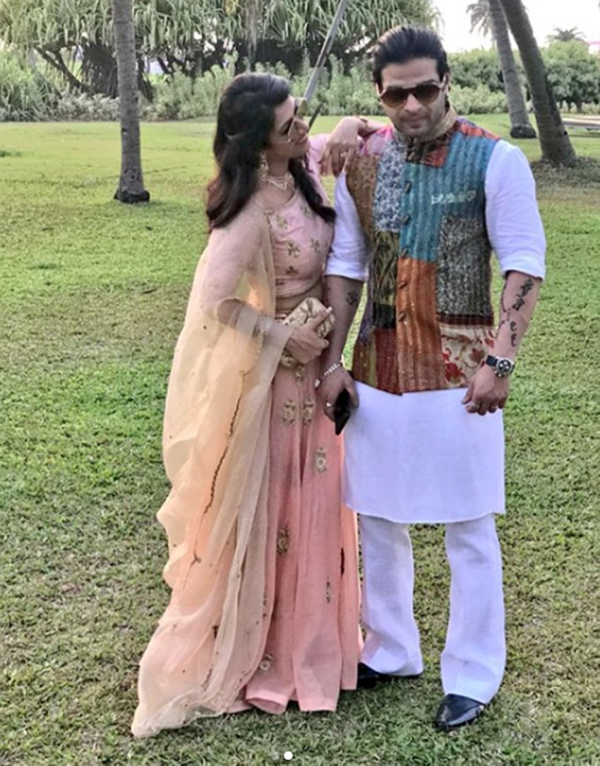 ye hai mohabbatein, TV star Karan Patel, Tv star Ankita Bhargava, ye hai mohabbatein star karan patel, karan patel at sister wedding, HD pictures of karan patel and wife ankita, entertainment news, bollywood news, television news, bollywood news