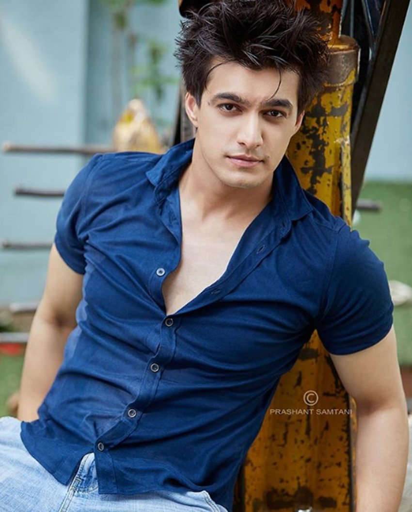 Mohsin Khan, Shivangi Joshi, Amazing chemistry of Yeh Rishta Kya Kahlata Hai TV Star, chemistry between Mohsin Khan and Shivangi Joshi, See sizzling Pictures, HD Photoshoot of Mohsin Khan, HD Photoshoot of Shivangi Joshi, entertainment news, bollywood news, television news