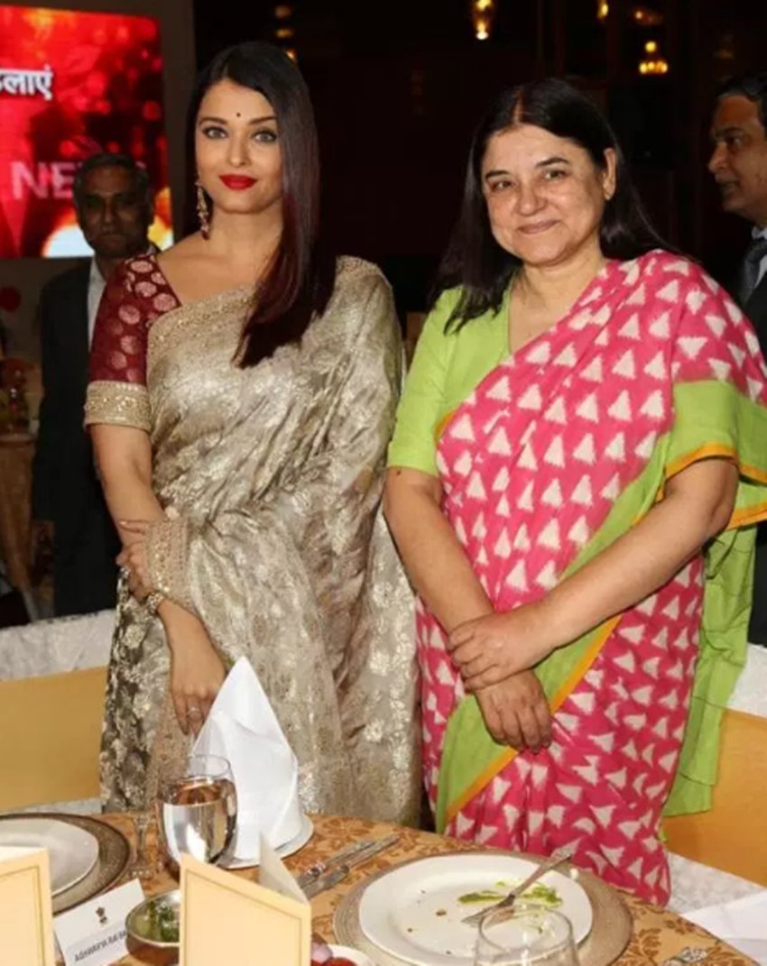 Aishwarya Rai Bachahan, Aishwarya Rai Bachahan conversation with Minister Maneka Gandhi, Maneka Gandhi with Aishwarya Rai Bachahan, Women and Child Development Minister Maneka Gandhi, Aishwarya Rai in New Delhi, Aishwarya Rai in First Ladies event, Aishwarya Rai conversation with Minister for Women and Child Development, Aishwarya Rai with Maneka Gandhi Aishwarya Rai in New Delhi, television news, bollywood news, entertainment news , bollywood news