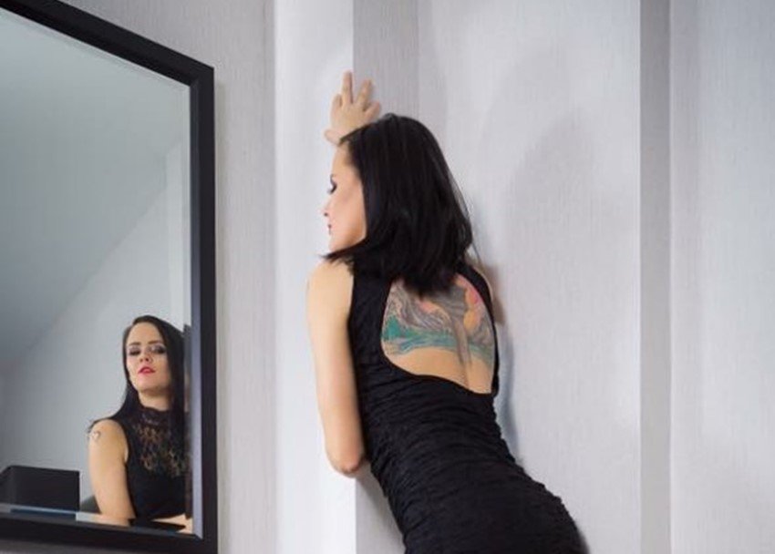 Canada, Canadian Pacific Railway, Stephanie Katelnikoff, Canadian Pacific Railway train conductor Stephanie Katelnikoff, Stephanie Katelnikoff instagram, Stephanie Katelnikoff facebook, Stephanie Katelnikoff photos, Stephanie Katelnikoff photos viral on social media, Stephanie Katelnikoff viral photos on social media, jansatta