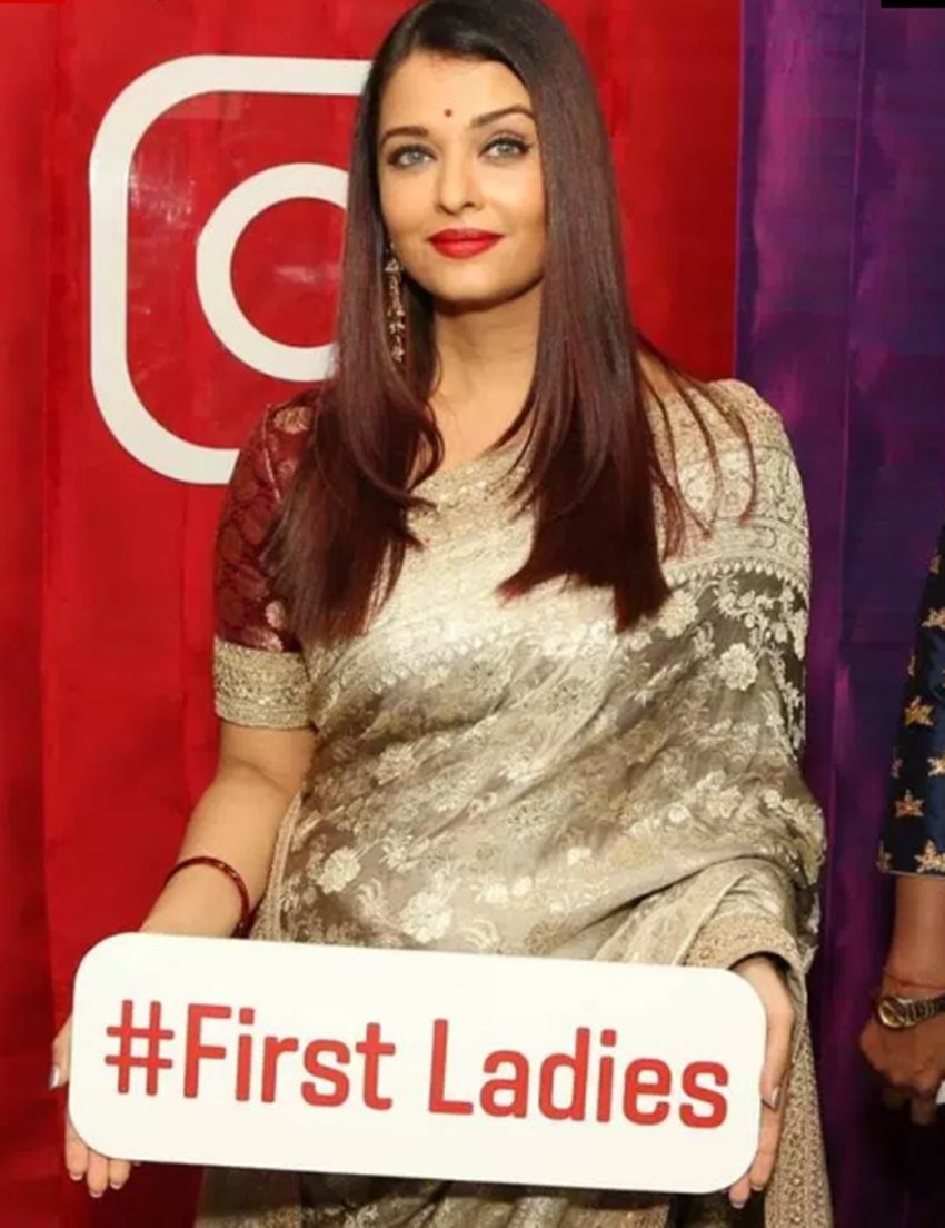 Aishwarya Rai Bachahan, Aishwarya Rai Bachahan conversation with Minister Maneka Gandhi, Maneka Gandhi with Aishwarya Rai Bachahan, Women and Child Development Minister Maneka Gandhi, Aishwarya Rai in New Delhi, Aishwarya Rai in First Ladies event, Aishwarya Rai conversation with Minister for Women and Child Development, Aishwarya Rai with Maneka Gandhi Aishwarya Rai in New Delhi, television news, bollywood news, entertainment news , bollywood news