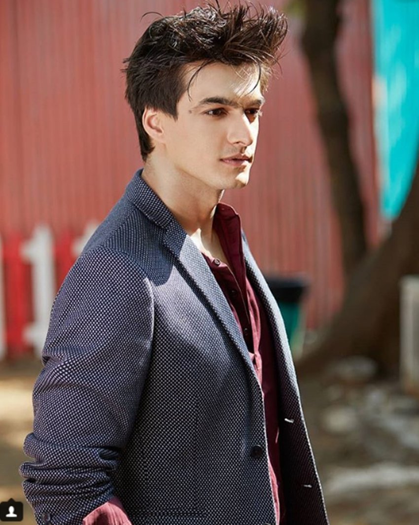 Mohsin Khan, Shivangi Joshi, Amazing chemistry of Yeh Rishta Kya Kahlata Hai TV Star, chemistry between Mohsin Khan and Shivangi Joshi, See sizzling Pictures, HD Photoshoot of Mohsin Khan, HD Photoshoot of Shivangi Joshi, entertainment news, bollywood news, television news
