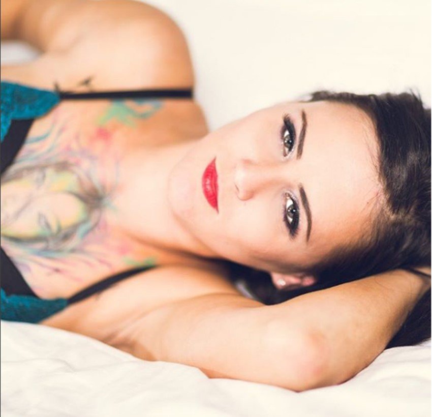 Canada, Canadian Pacific Railway, Stephanie Katelnikoff, Canadian Pacific Railway train conductor Stephanie Katelnikoff, Stephanie Katelnikoff instagram, Stephanie Katelnikoff facebook, Stephanie Katelnikoff photos, Stephanie Katelnikoff photos viral on social media, Stephanie Katelnikoff viral photos on social media, jansatta