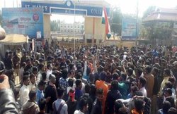एमपी: क्रिश्चियन कॉलेज में घुस कर आरती गाना चाहते थे ABVP वाले, किया जबरदस्त हंगामा