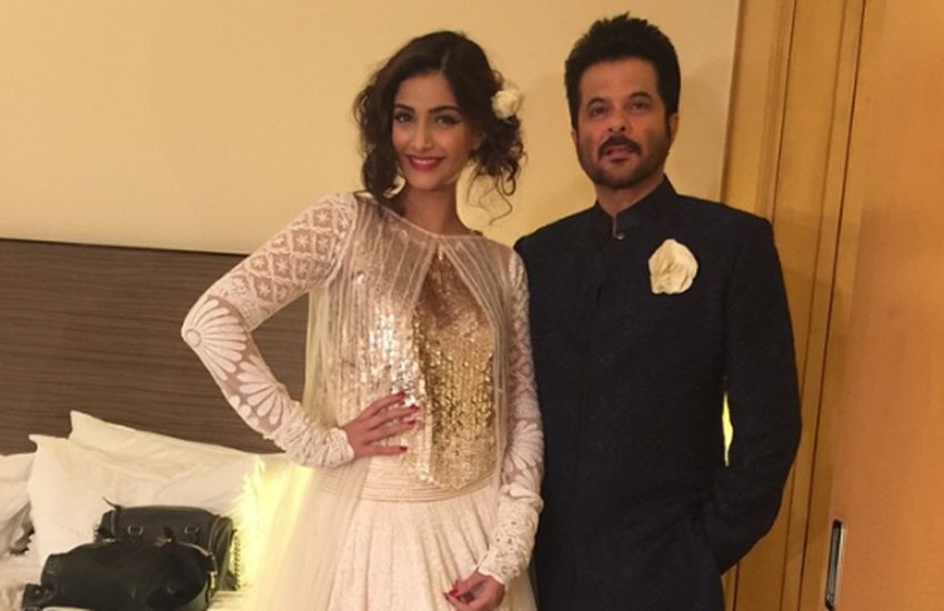Sonam Kapoor, Anil Kapoor, Sonam Kapoor With Father Anil Kapoor, Vidhu Vinod Chopra Sister Film, Ek Ladki Ko Dekha To Aisa Laga, anil kapoor film 1942 love story, juhi chawla, rajkummar rao, entertainment news, bollywood news, television news
