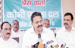 अफजाल अंसारी का आरोप- सरकारी मशीनरी के दबाव में ठीक से नहीं हुआ मुख्तार का इलाज